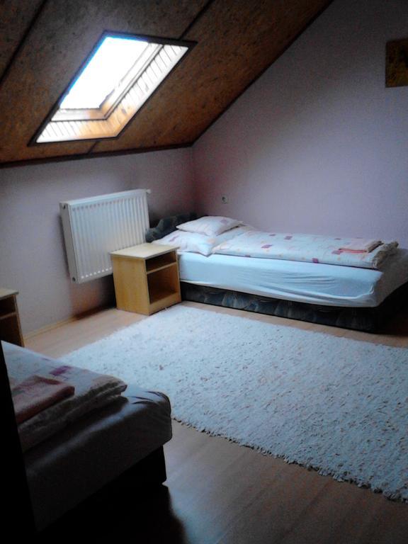 Vadvirag Vendeghaz Hotel Lenti Ruang foto