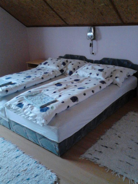 Vadvirag Vendeghaz Hotel Lenti Ruang foto
